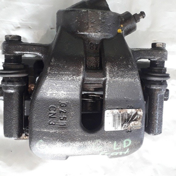 Pinça De Freio Lado Direito Citroen C3 2006