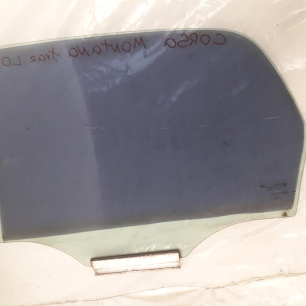Vidro Porta Traseira Lado Direito Gm Corsa Frente Montana