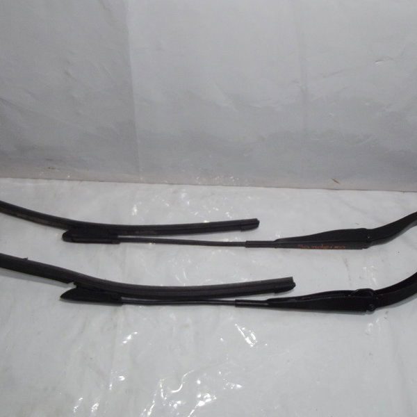 Braço Haste Limpador Parabrida Renault Sandero 2015 Esquerdo