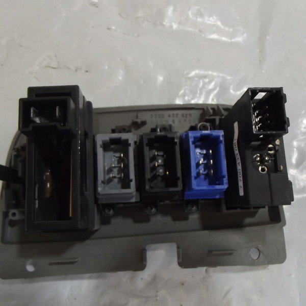Acabamento Moldura Botão Vidro E Luz Renault Scenic 2004