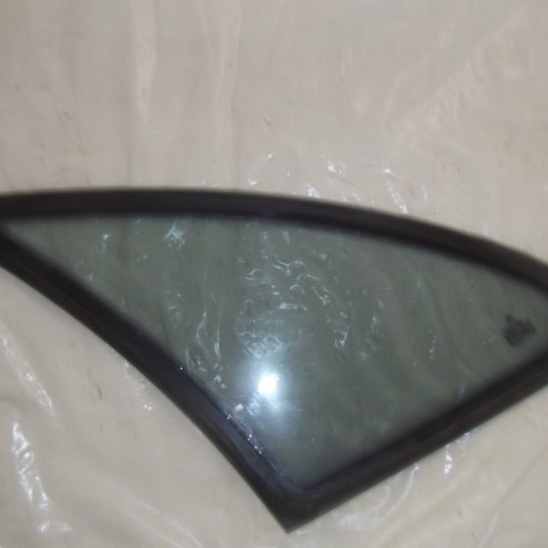 Vidro Fixo Lateral Traseiro Direito Citroen Picasso 2004