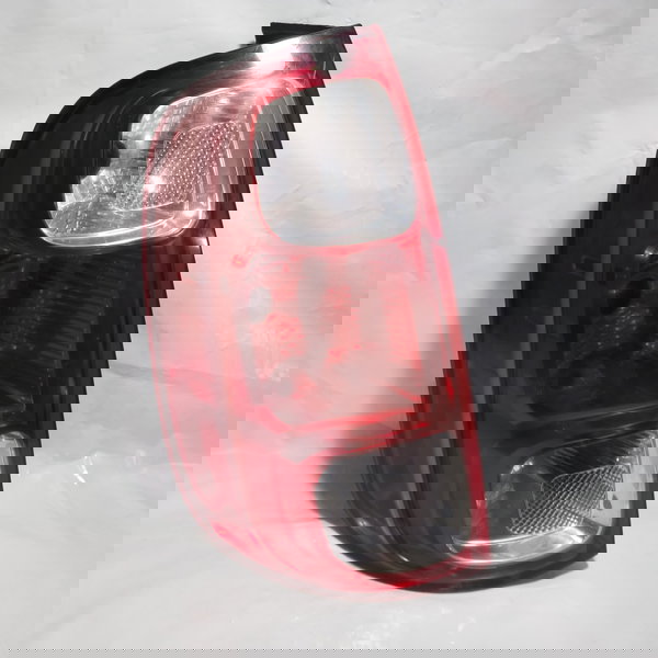 Lanterna Esquerda Fiat Uno Vivace 2011