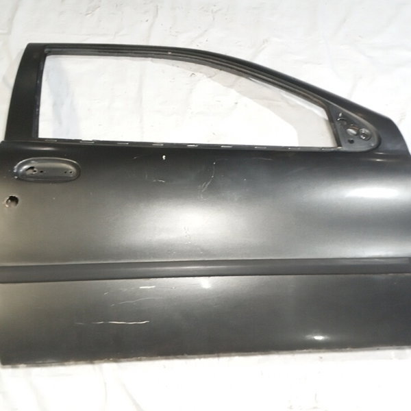 Porta Lado Direito Fiat Strada 2000 Usado  Dianteira Direito Verde