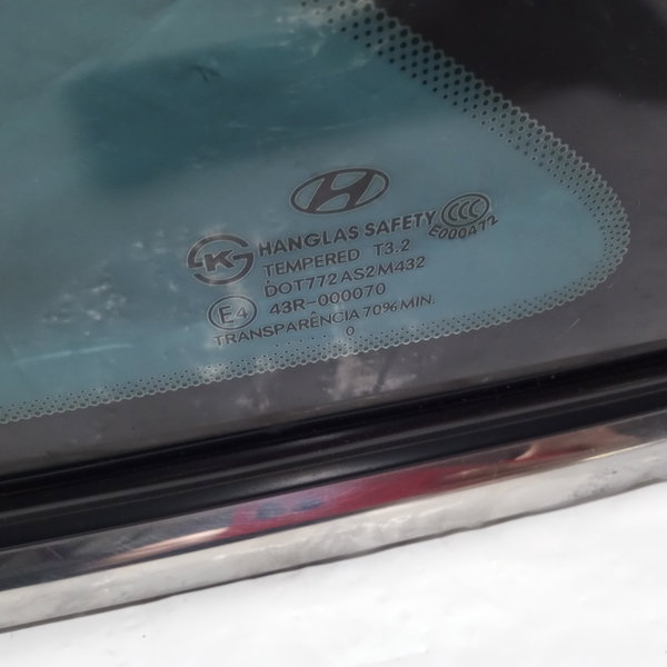 Vidro Fixo Lateral Traseiro Esquerdo Hyundai Veracruz 2011