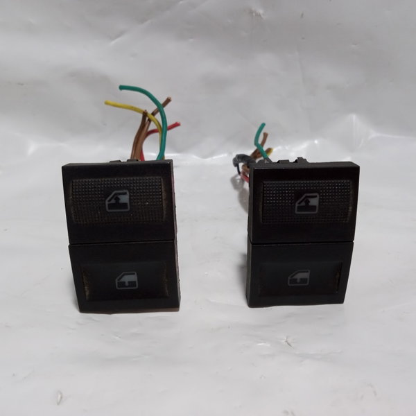 Botão Comando Vidro Elétrico Dianteiro Painel Vw Golf 1999