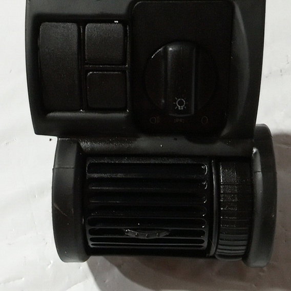 Chave De Luz Difusor Esquerdo Gm Corsa 2010