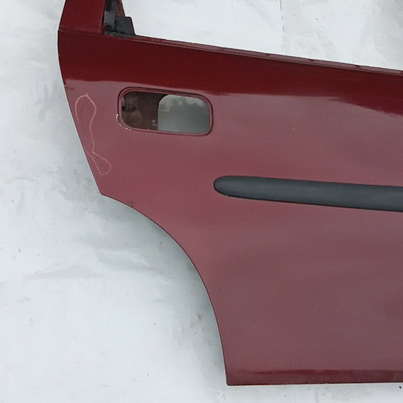 Porta Traseira Direita Gm Corsa 1998 Traseira Direito Vermelho