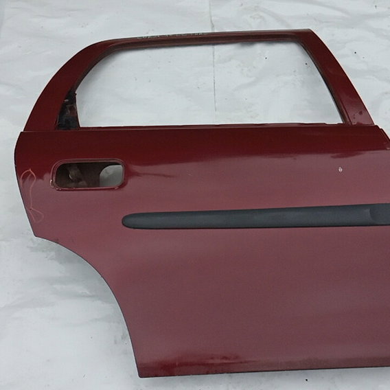Porta Traseira Direita Gm Corsa 1998 Traseira Direito Vermelho