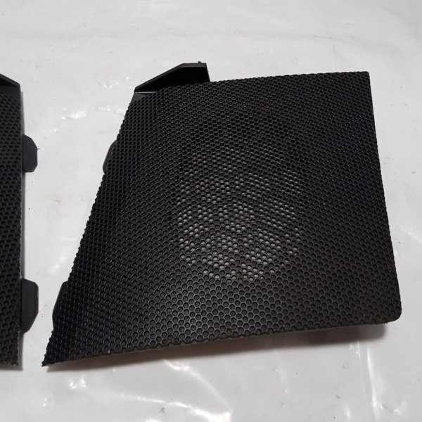 Tela Grade Saída Som Nissan Sentra 2008 Par Preto