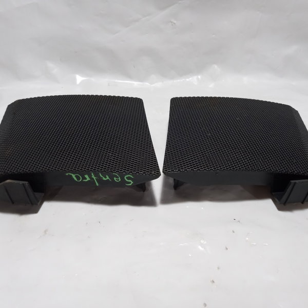 Tela Grade Saída Som Nissan Sentra 2008 Par Preto