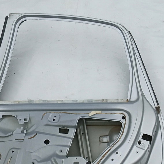 Porta Traseira Direita Citroen C3 2010 Traseira Direito Prateado