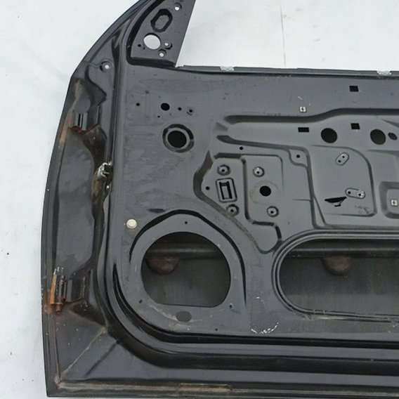 Porta Dianteira Direita Gm Corsa Maxx 2006 Com Detalhe Dianteira Direito Preto