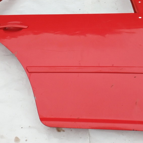 Porta Traseira Direita Vw Golf Sapao 1999 Traseira Direita Vermelho