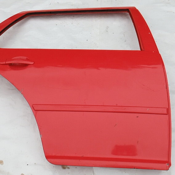 Porta Traseira Direita Vw Golf Sapao 1999 Traseira Direita Vermelho