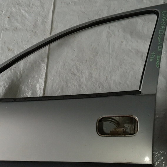 Porta Dianteira Esquerda Gm Corsa 2000  Dianteira Esquerdo Cinza