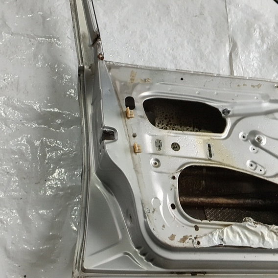 Porta Dianteira Esquerda Gm Corsa 2000  Dianteira Esquerdo Cinza