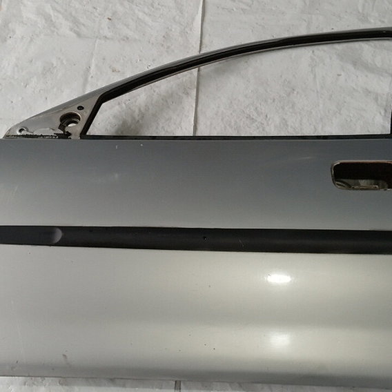 Porta Dianteira Esquerda Gm Corsa 2000  Dianteira Esquerdo Cinza