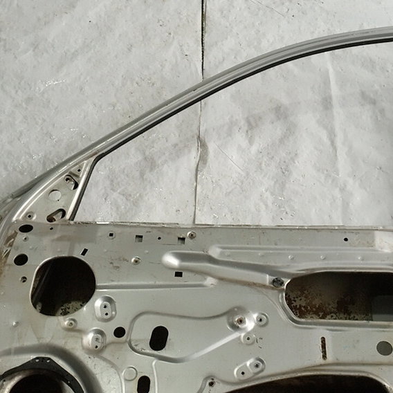 Porta Dianteira Direita Gm Corsa 2000 Dianteira Direito Cinza