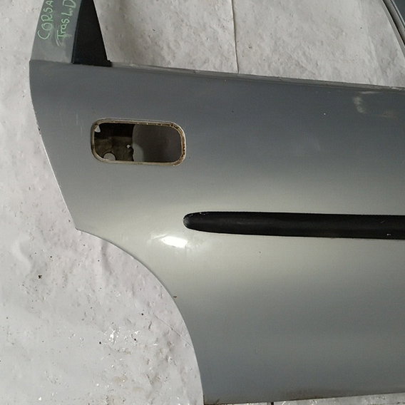 Porta Traseira Direita Gm Corsa 2000 Traseira Direito Cinza