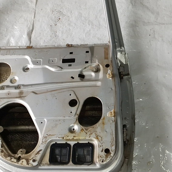 Porta Traseira Esquerda Gm Corsa 2000 Traseira Esquerdo Cinza