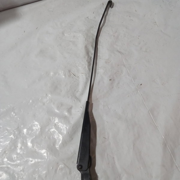 Braço Haste Limpador Parabrisa Direito Gm Corsa Classic 2013 Direito