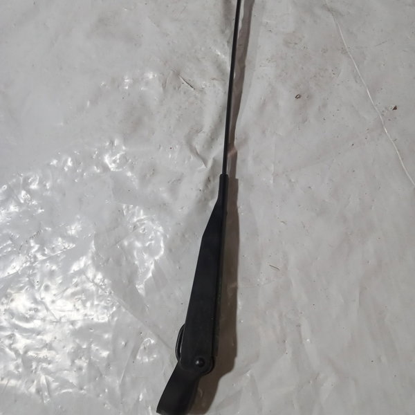Braço Haste Limpador Parabrisa Direito Gm Corsa Classic 2013 Direito