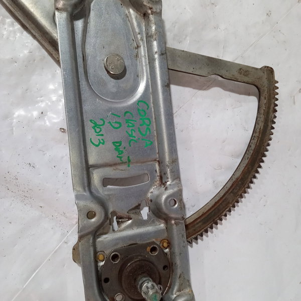 Máquina Vidro Manual Dianteira Direita Gm Corsa Classic 2013