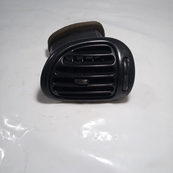 Difusor Lado Esquerdo Peugeot 206 2002