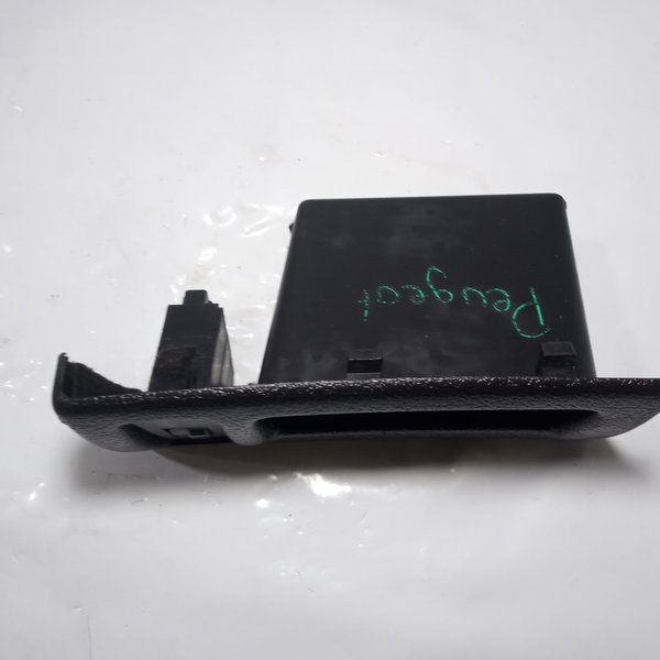 Moldura Com Botao Regulador De Luz Peugeot 206 2002