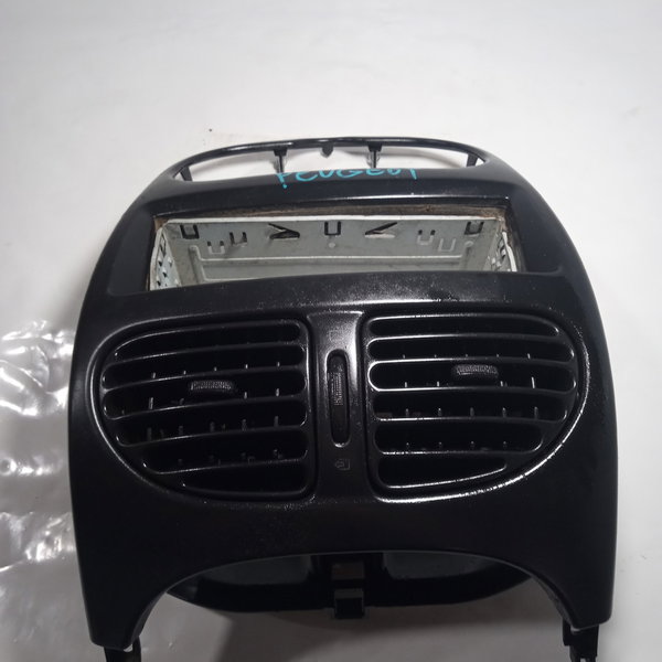 Moldura Central Do Som E Difusor Peugeot 206 2006