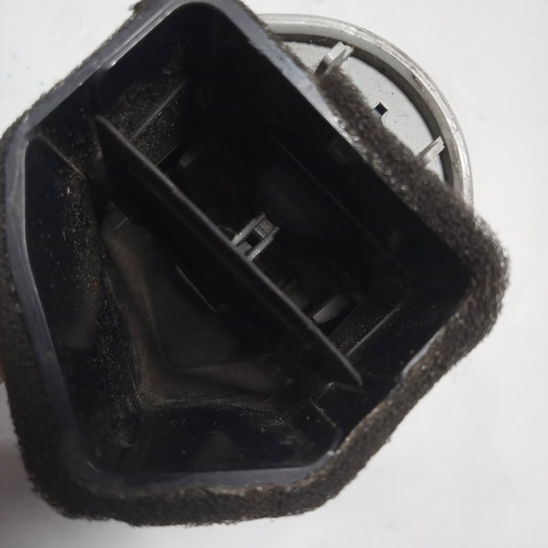 Difusor De Ar Traseiro Direito Hyundai Veracruz 2010