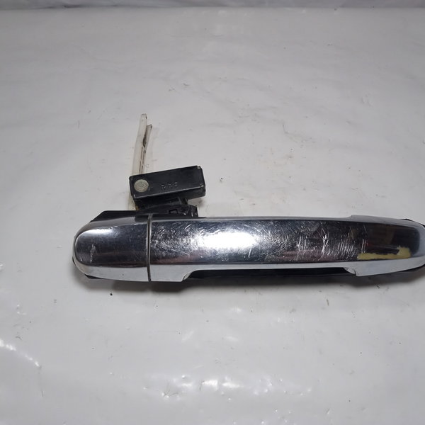 Maçaneta Externa Porta Traseira Direita Toyota Corolla 2004 Traseira