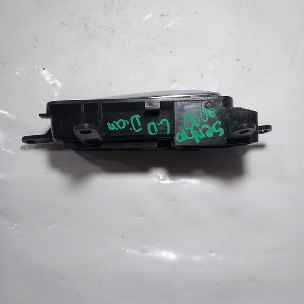 Maçaneta Interna Porta Dianteira Direita Nissan Sentra 2008 Dianteira
