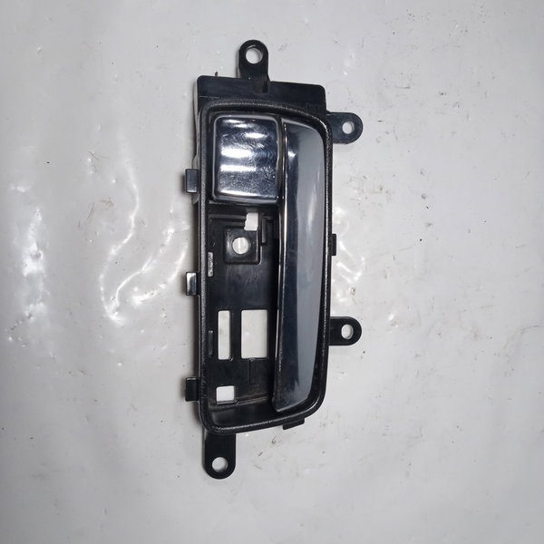 Maçaneta Interna Porta Dianteira Direita Nissan Sentra 2008 Dianteira