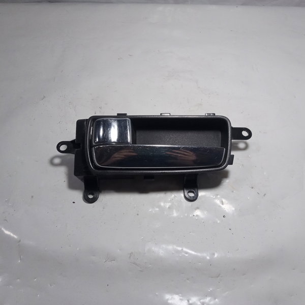 Maçaneta Interna Porta Dianteira Esquerda Nissan Sentra 2008 Dianteira