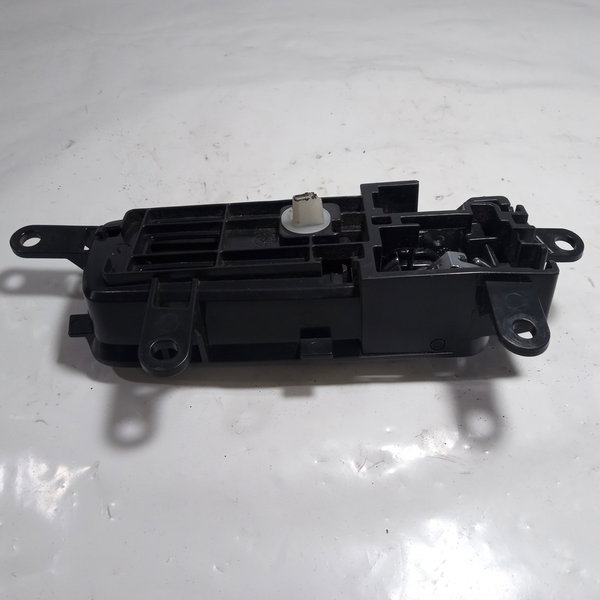 Maçaneta Interna Porta Dianteira Esquerda Nissan Sentra 2008 Dianteira