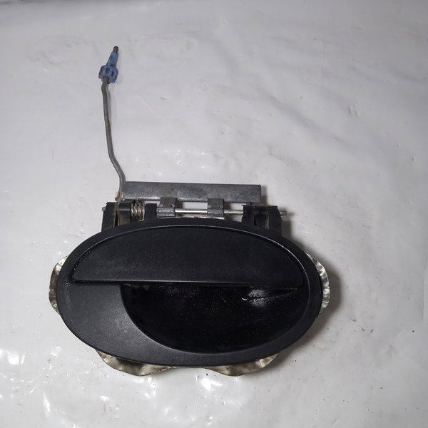 Maçaneta Externa Porta Diant. Direita Gm Corsa Montana 2012 Dianteira