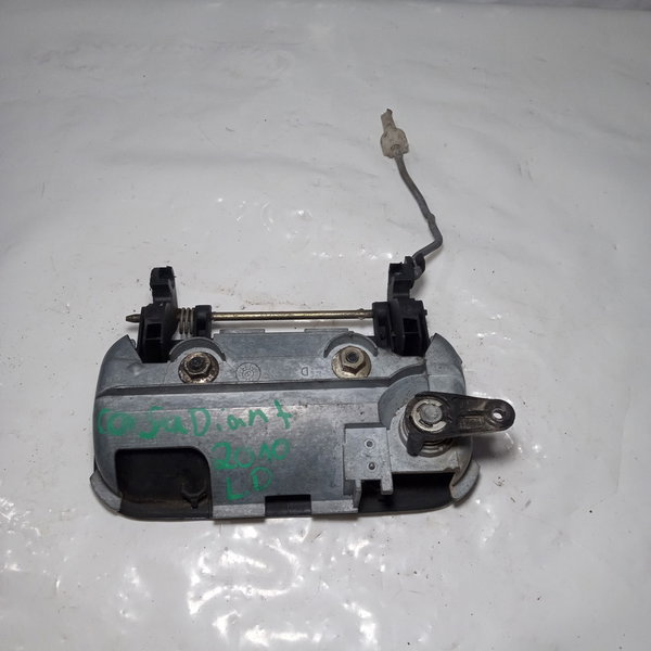 Maçaneta Externa Porta Dianteira Direita Gm Corsa 2010 Dianteira