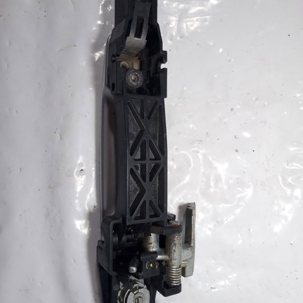 Maçaneta Externa Porta Dianteira Esquerda Nissan Sentra 2010 Dianteira