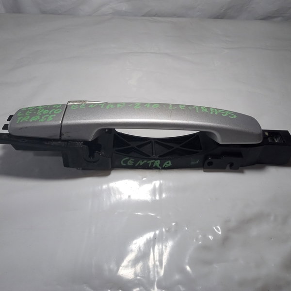 Maçaneta Externa Traseira Esquerda Nissan Sentra 2010 Traseira