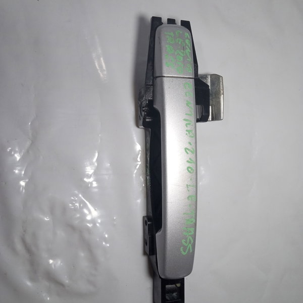 Maçaneta Externa Traseira Esquerda Nissan Sentra 2010 Traseira