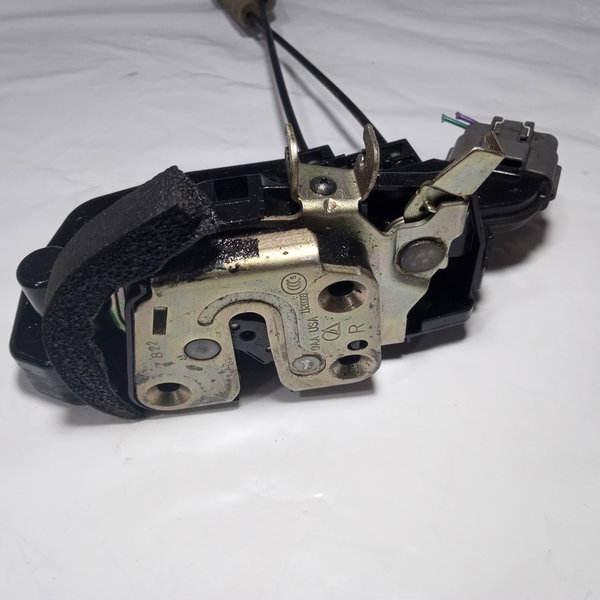 Fechadura Porta Traseira Direita Nissan Sentra 2008