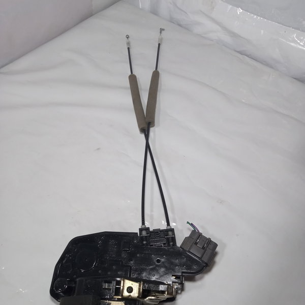 Fechadura Porta Traseira Direita Nissan Sentra 2008