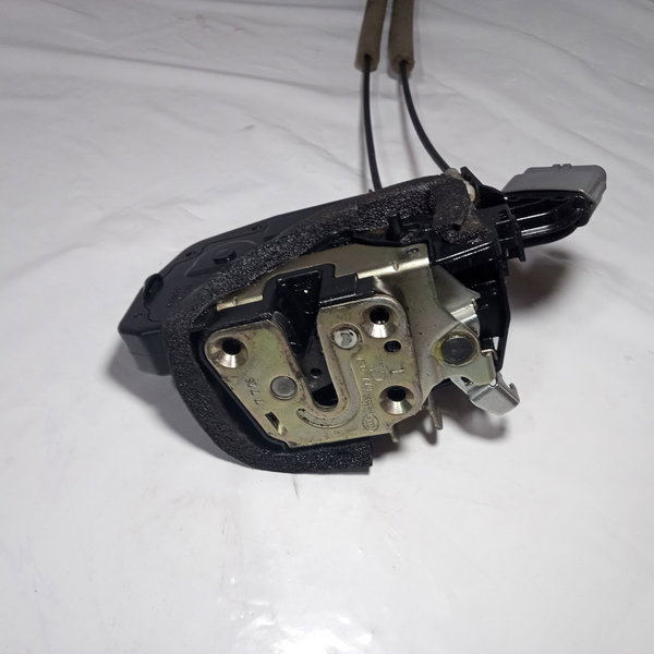 Fechadura Porta Traseira Esquerda Nissan Sentra 2008