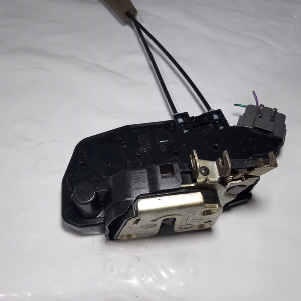Fechadura Porta Dianteira Direita Nissan Sentra 2008