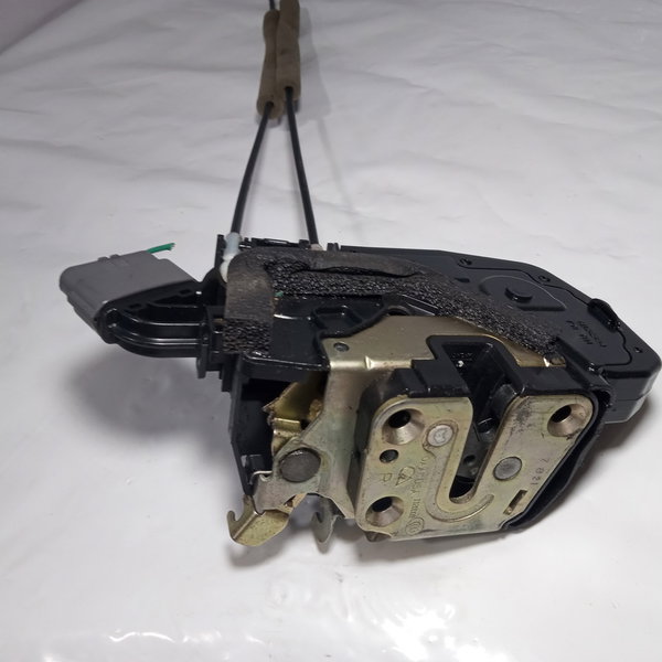 Fechadura Porta Dianteira Direita Nissan Sentra 2008