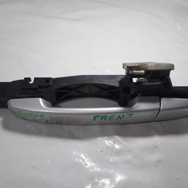 Maçaneta Externa Dianteira Direita Nissan Sentra 2008 Dianteira