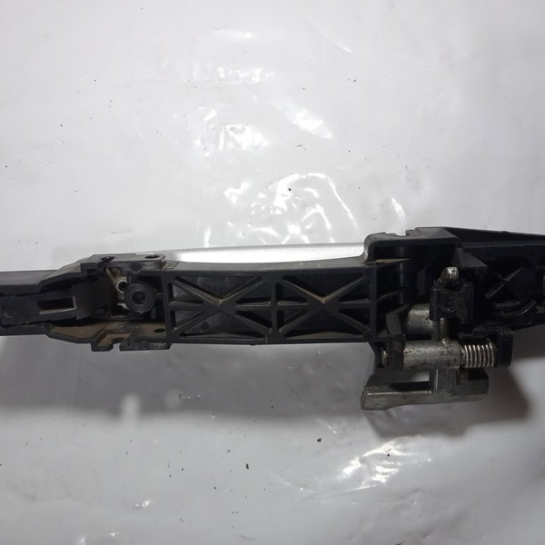 Maçaneta Externa Dianteira Direita Nissan Sentra 2008 Dianteira