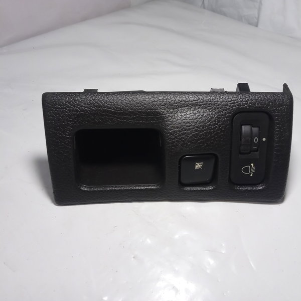 Moldura Botão Regulagem Luz E Trava Vidros Peugeot 206 2006