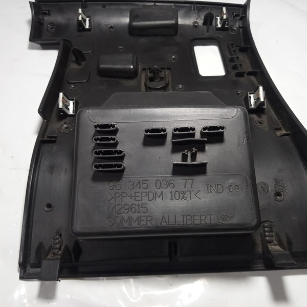 Tampa Caixa Fusível Peugeot 307 2010 2.0 16v